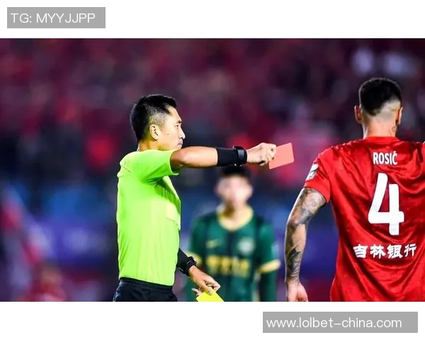 足总杯激战利物浦逆转马竞争议判罚引发全场热议