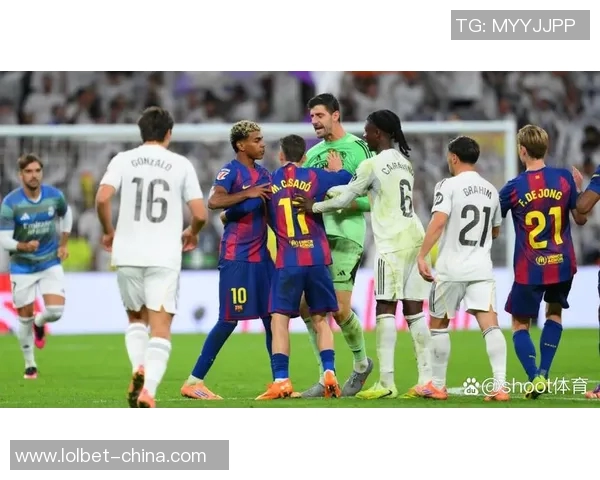 中超赛场惊现皇马大胜巴萨神奇扑救引发全场热烈反响