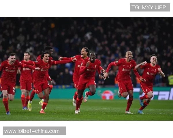 中超赛场惊现冷门尤文图斯大胜利物浦引发全场热议